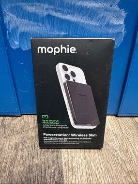 mophie Powerstation Wireless Slim Portable Charger - Black